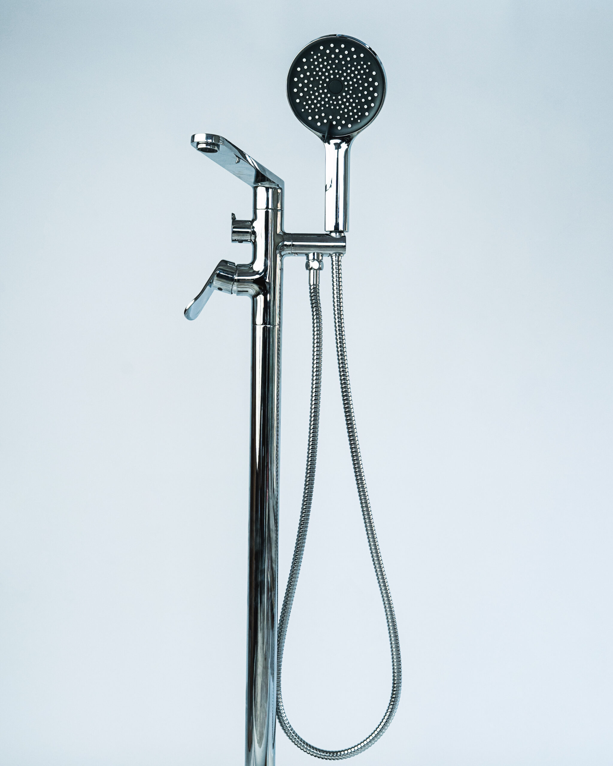 FLOOR STANDING SHOWER MIXER (1)